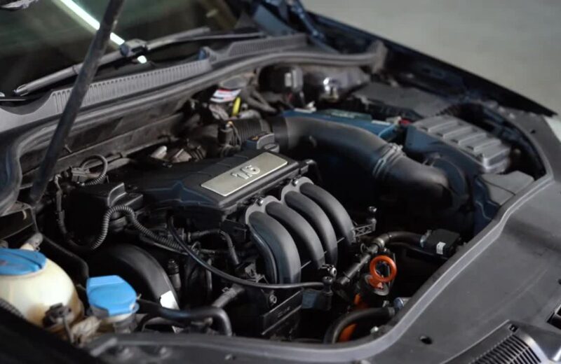Veliki servis održava motor, sprečava skupe kvarove i povećava vrednost polovnog automobila.
